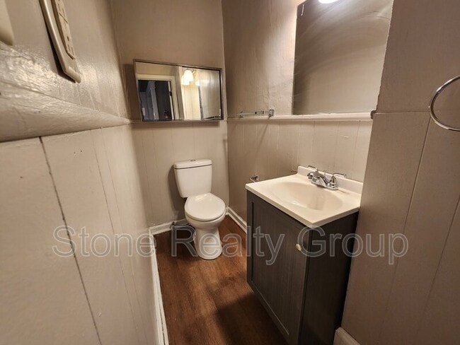 Building Photo - 1407 S 8th St