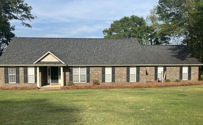 Building Photo - 1159 Shoreland Dr
