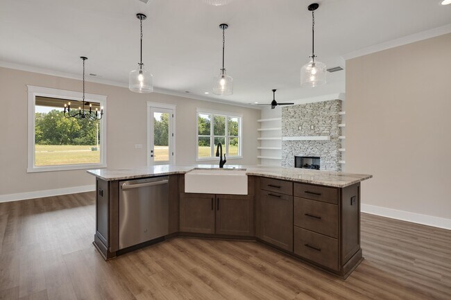 Building Photo - 5056 Jon Oak Dr