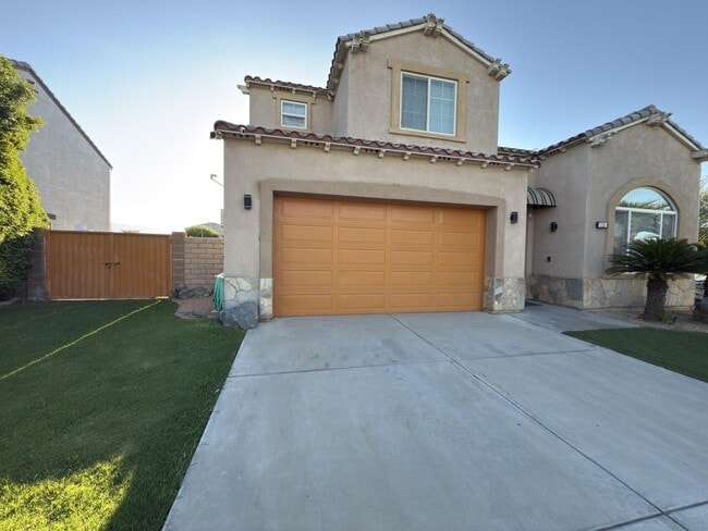 Building Photo - 52165 Allende Dr