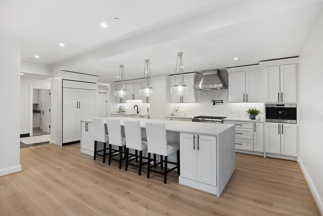 Building Photo - 801 Key Hwy