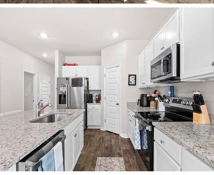 Building Photo - 1141 Blueback Herring Wy