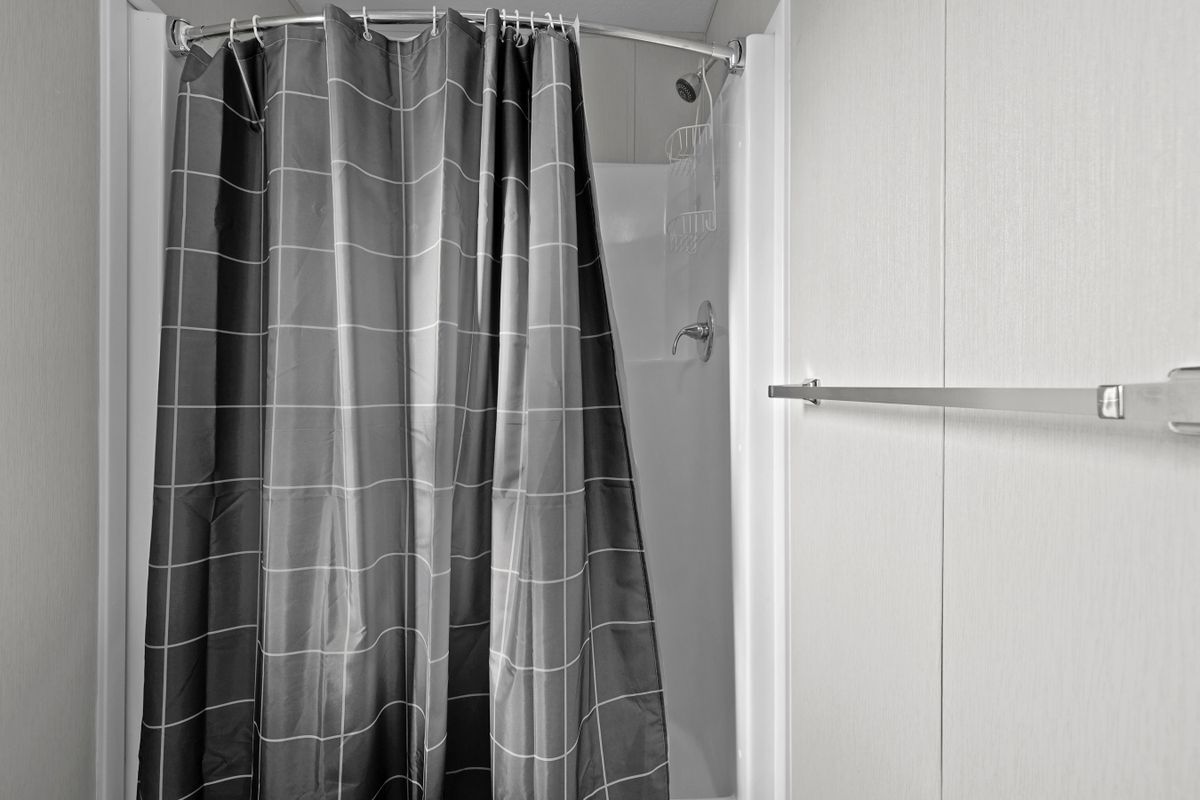 Building Photo - 1747 Beverly Dr