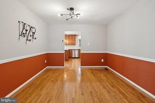 Building Photo - 7401 Willshire Hunt Ct