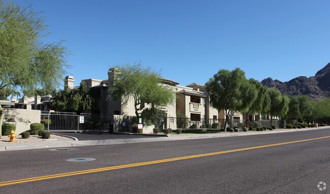 Building Photo - The Preserve Condominium Home