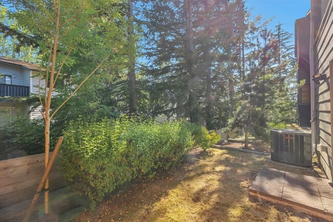 Building Photo - 309 S 47th St