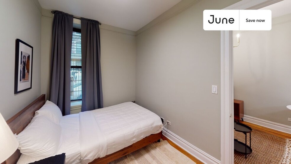 Building Photo - 15 W 107th