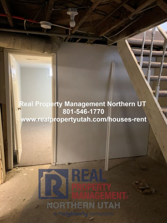 Building Photo - 3 Bedroom 1 Bath Ogden Home Coming Soon!