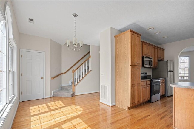 Building Photo - 3043 Diamond Spring Ln