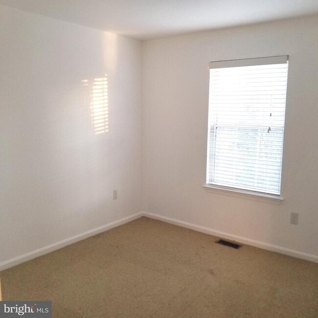 Building Photo - 10401 Storch Dr