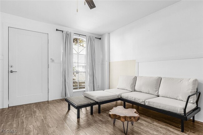 Building Photo - 135 Delmar Ave