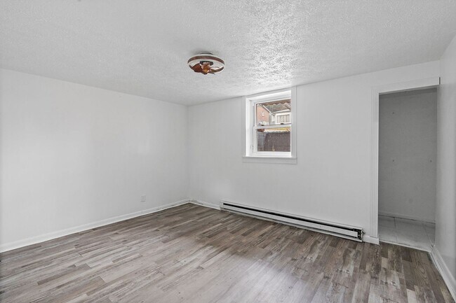 Building Photo - 4068 Boyd Dr