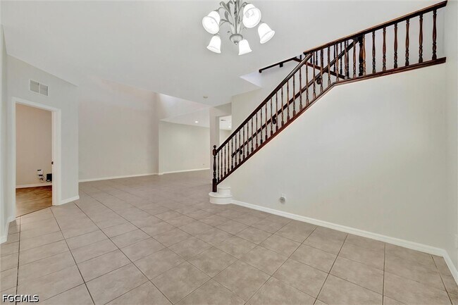 Building Photo - 10245 S Golden Elm Dr