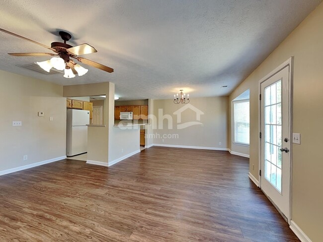 Building Photo - 2615 River Meade Way