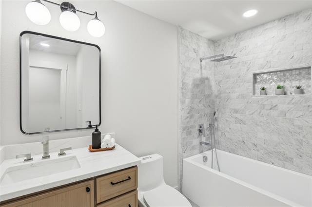 Building Photo - 12540 High Meadow Dr