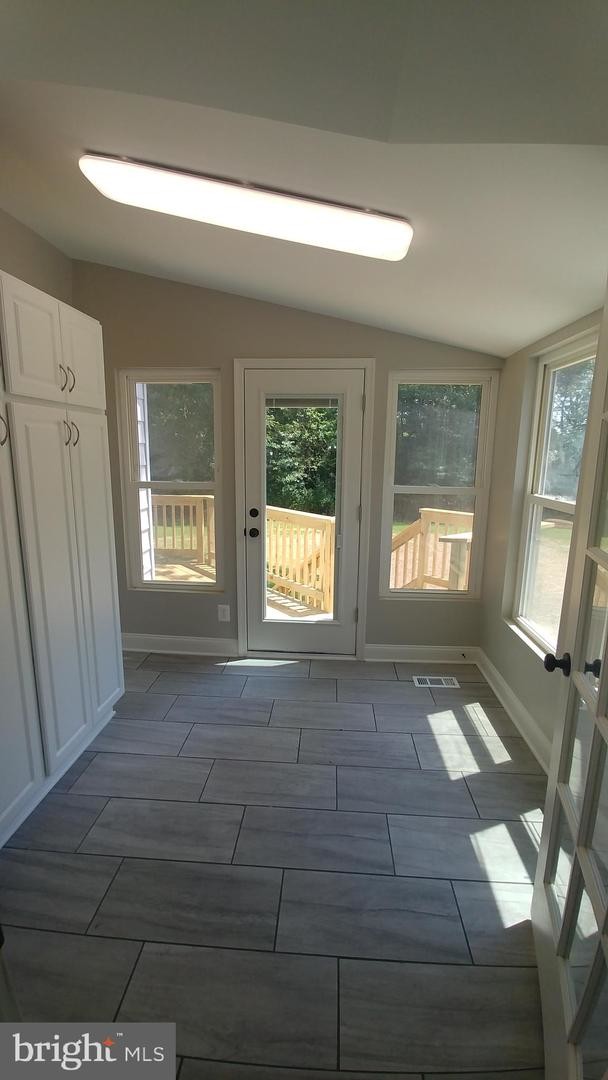 Building Photo - 3789 Ivory Rd