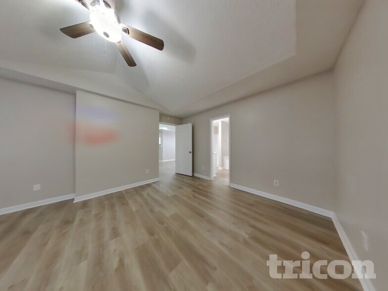 Building Photo - 128 Cliff Ct