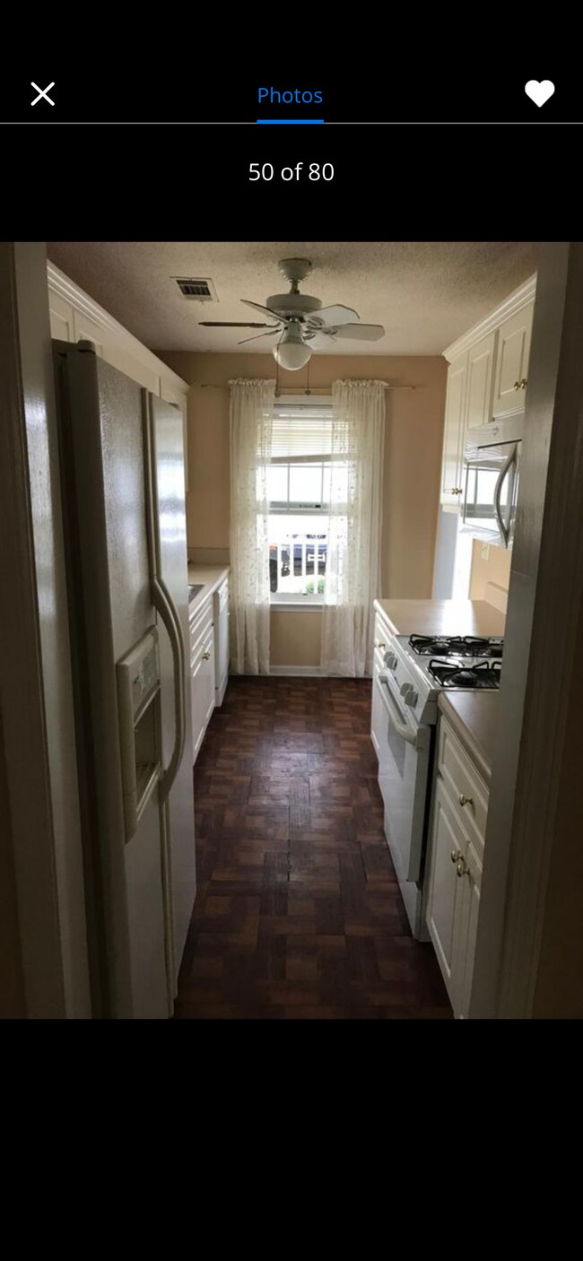 Building Photo - 1625 Summerwoods Cir