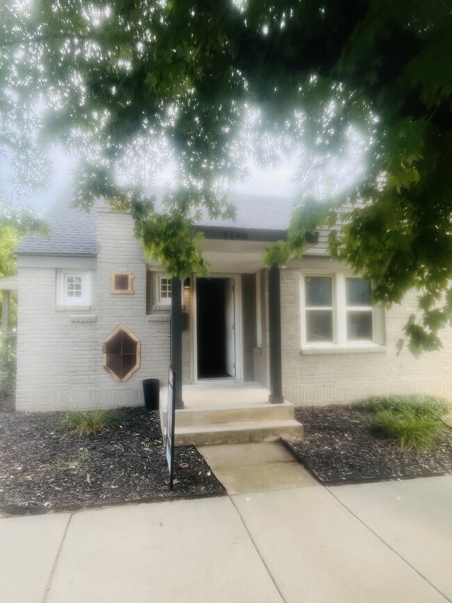 Primary Photo - 1148 N Kentucky Ave