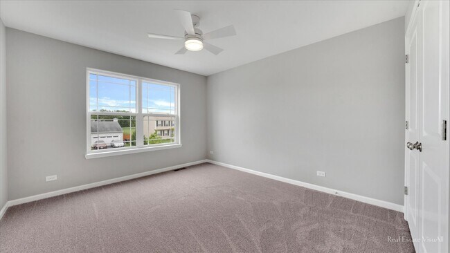 Building Photo - 11632 Amberwood Dr