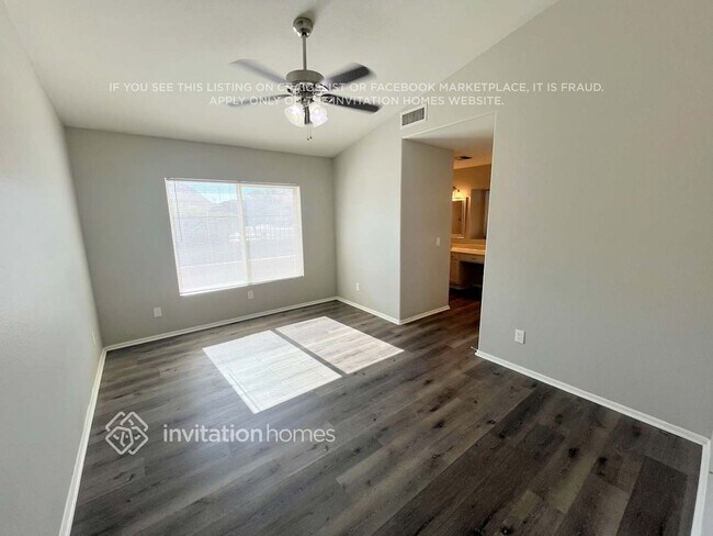 Building Photo - 8677 N 108th Ln