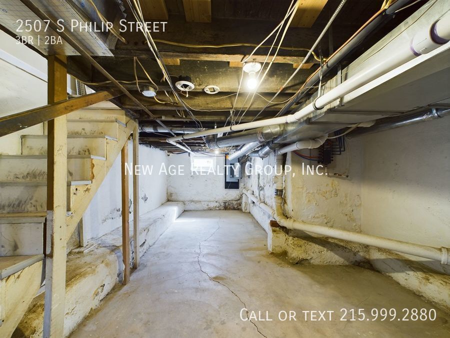 Building Photo - 2507 S Philip St