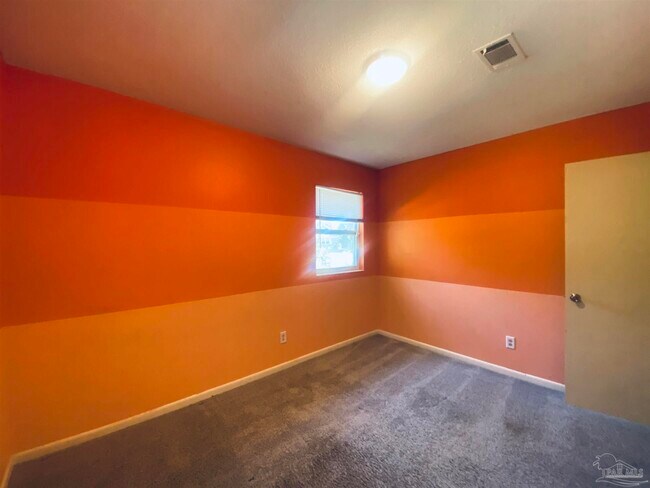 Building Photo - 2315 Reva Cir
