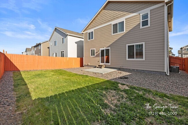 Building Photo - Spacious Saint Aubyn 4BD Lorson Ranch w/ A/C