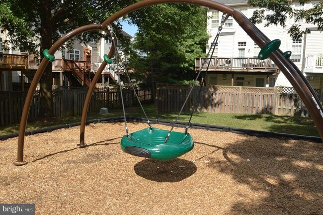 Building Photo - 24600 Siltstone Square