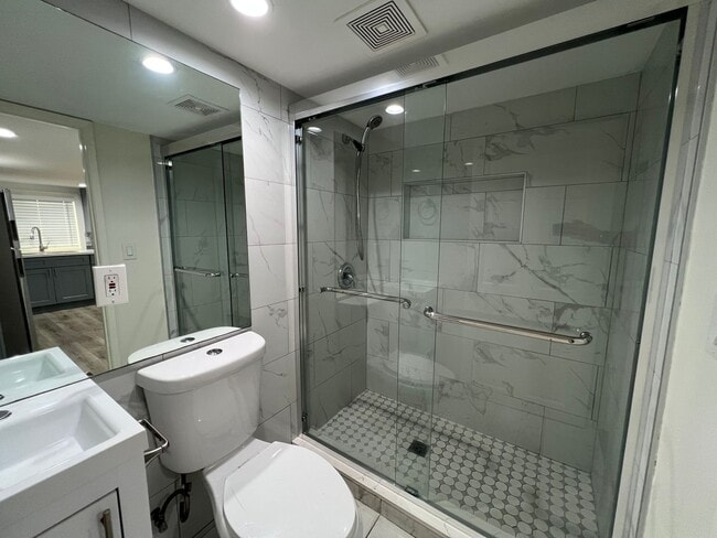 Building Photo - **Exceptional Rental Opportunity**