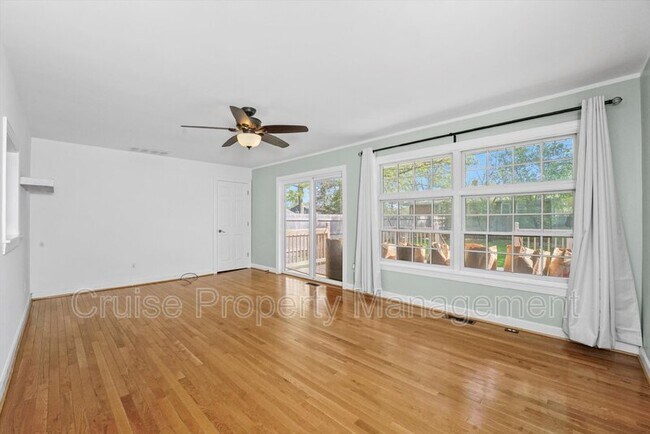 Building Photo - 2415 Plum Tree Rd