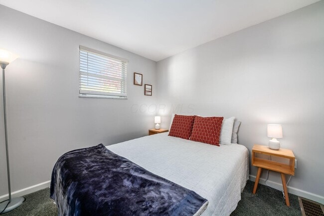 Building Photo - 190 E Dominion Blvd