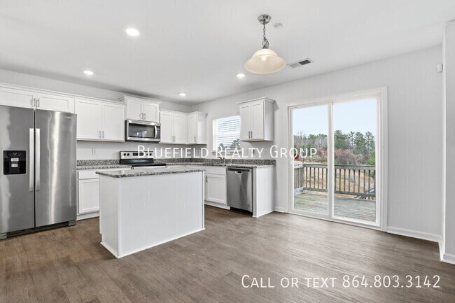 Building Photo - 227 Millen Dr