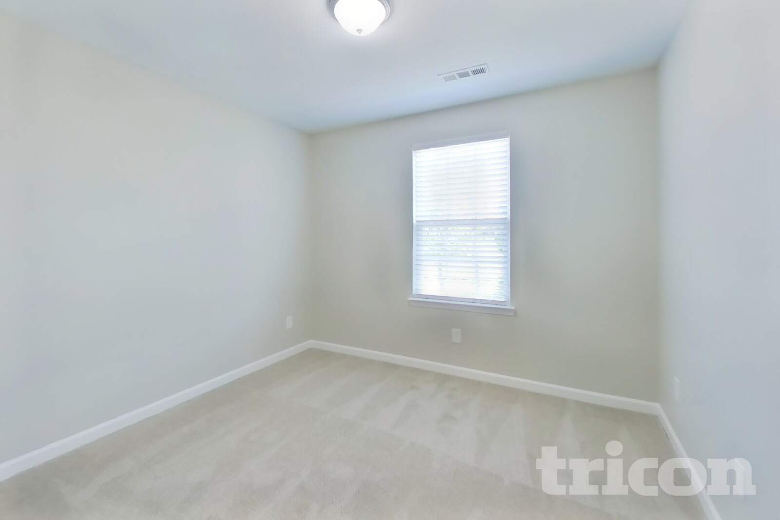 Building Photo - 324 Kinsale Dr