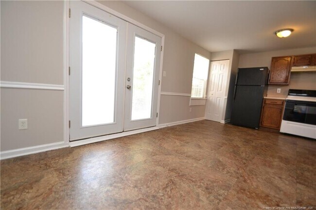 Building Photo - 4326 Halliwell Dr