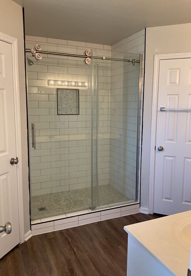 Building Photo - 4208 Shagbark Dr