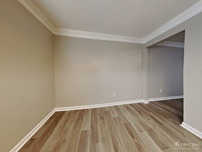 Building Photo - 120 Governor Ln