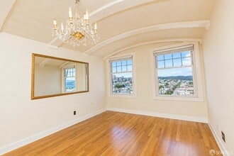 Building Photo - 2701 Van Ness Ave