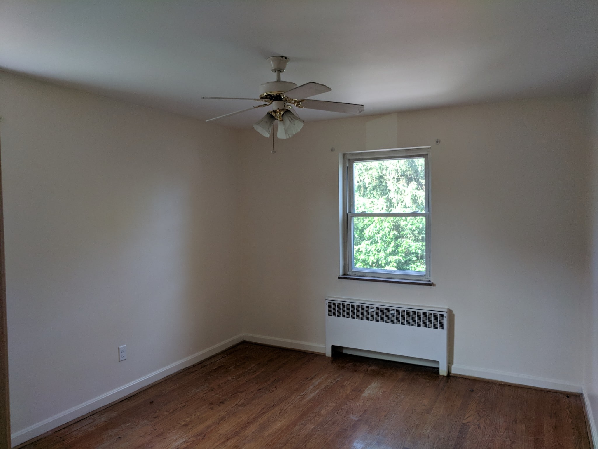 Bedroom 1 - 716 S Ft Thomas Ave