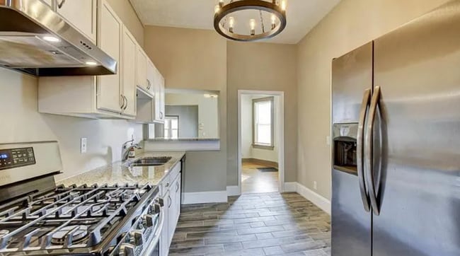 Building Photo - Must See 3 Bedroom Near Creighton!!