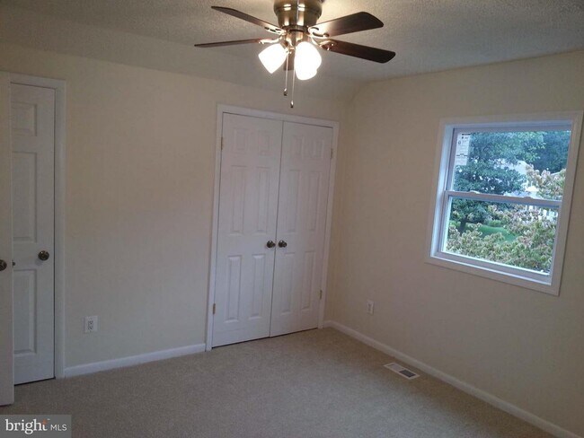 Building Photo - 326 Garner Ave