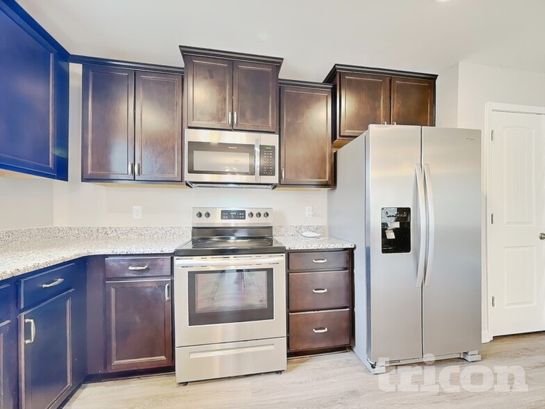 Building Photo - 4945 Westerly Dr