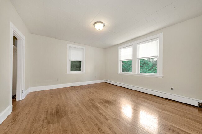 Building Photo - 6 Murdock Terrace