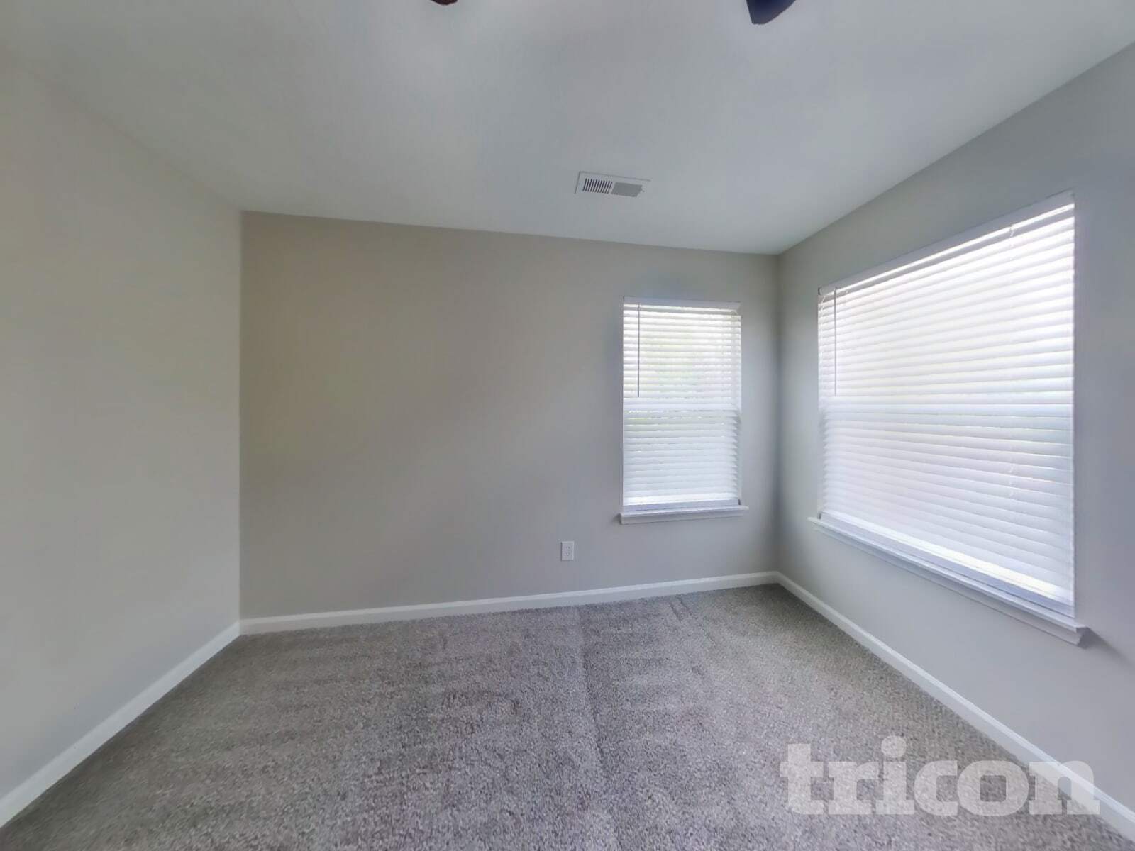 Building Photo - 6250 Emerald Field Way