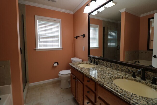 Building Photo - 505 Wallridge Dr