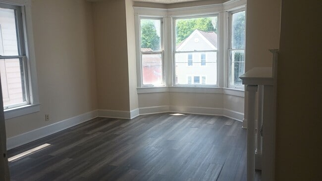 Building Photo - 286 Mt Vernon Rd