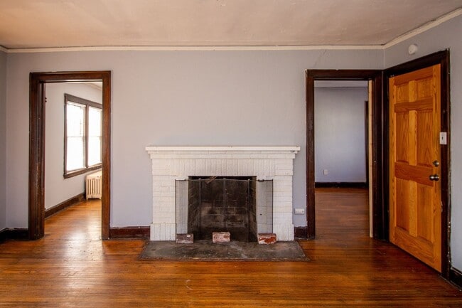 Building Photo - 205 S College Ave