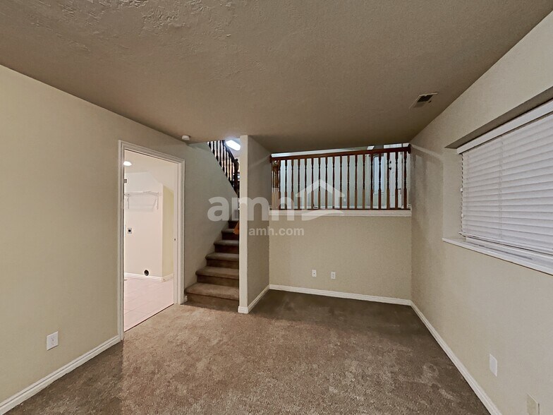 Building Photo - 1428 S 2850 E