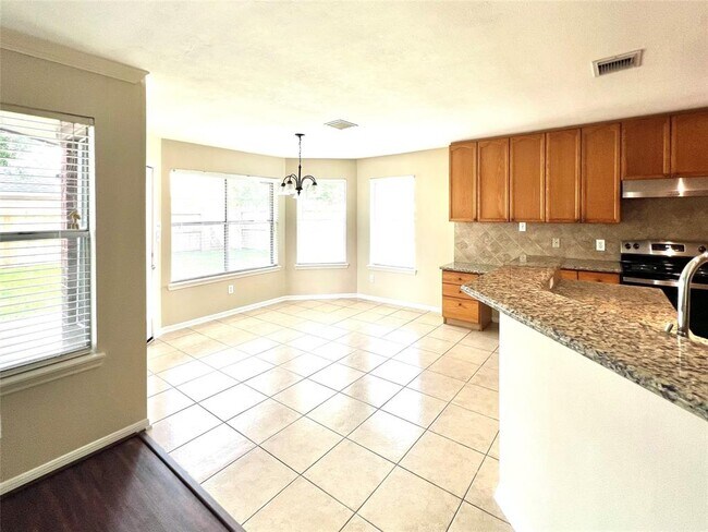 Building Photo - 4423 Timber Hill Dr