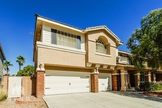 Building Photo - 2728 La Porte Ct